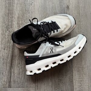 On Women’s Cloudvista 2 Trail Running Shoes